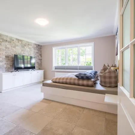 Hues Waalnoed 1 Вик-ауф-Фёр