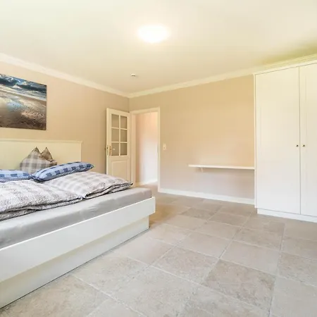 Hues Waalnoed 1 Вик-ауф-Фёр