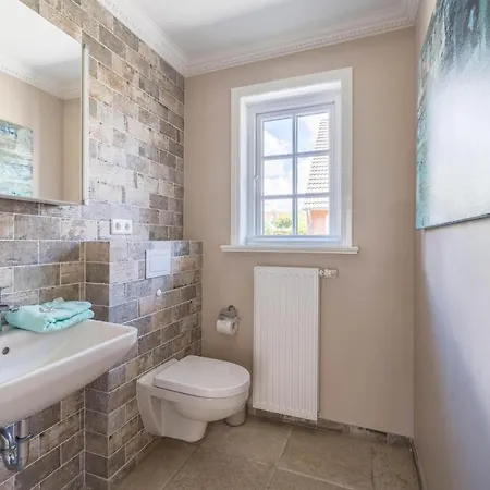 Апартаменты Hues Waalnoed 1 *